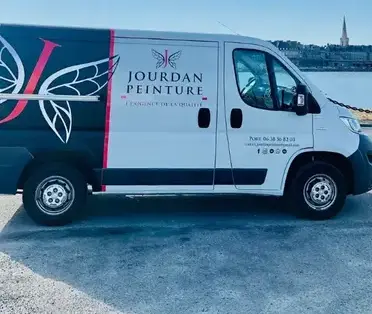 nettoyage de façade Saint Coulomb-1