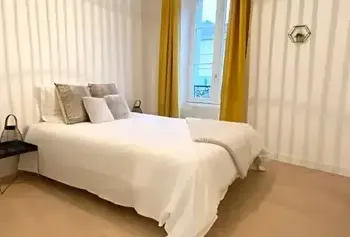 Pose de revêtement au sol à Saint Coulomb - image 2