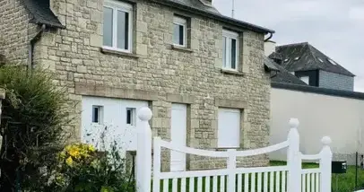 Tapissier à Saint Méloir des Ondes - image 2